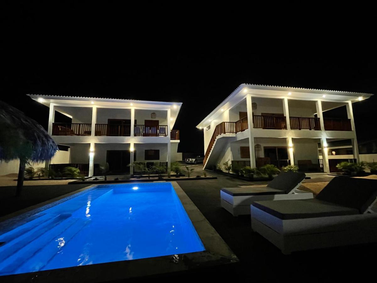 N-Joy Residence Curacao - Nieuwe Appartementen Met Zwembad Jan Thiel Eksteriør billede
